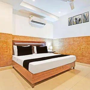 Collection O Tilak Nagar Near Pacific Mall India